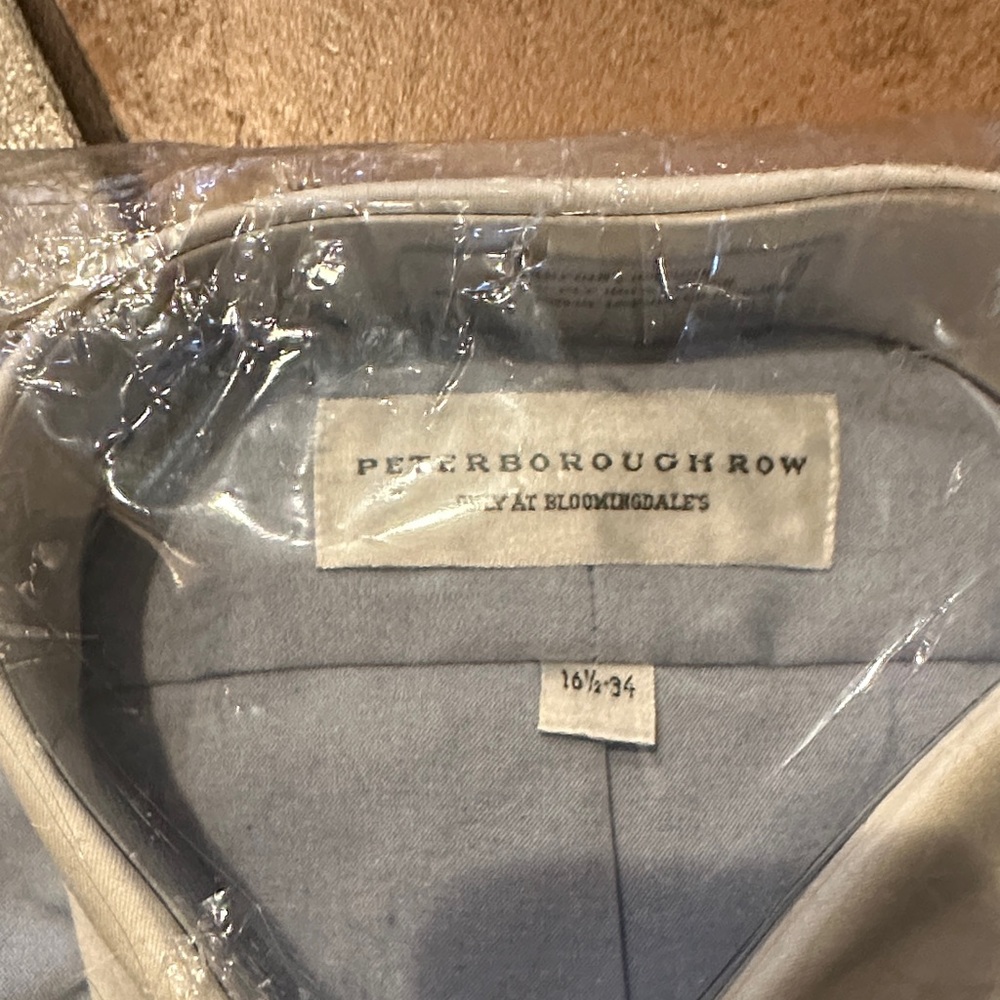 Smart looking Bloomingdale’s house brand Blue and White Men's Shirt. French cuff - Picture 2 of 5